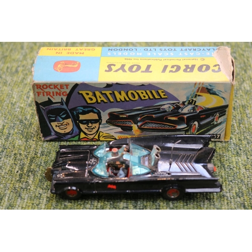 79 - Corgi Batmobile 267 with insert and box