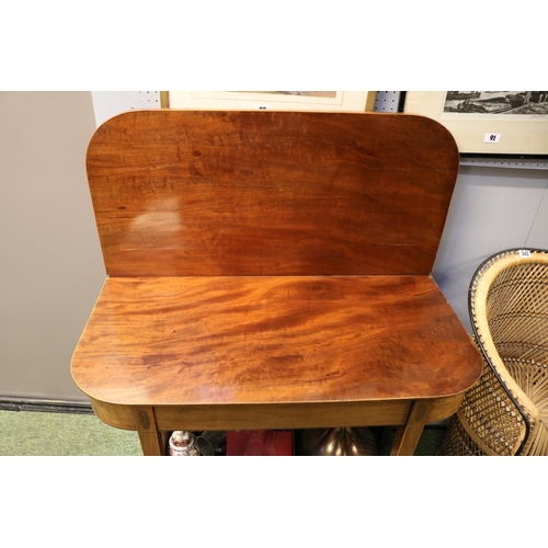 408 - Edwardian Inlaid end table on tapering legs and glass top