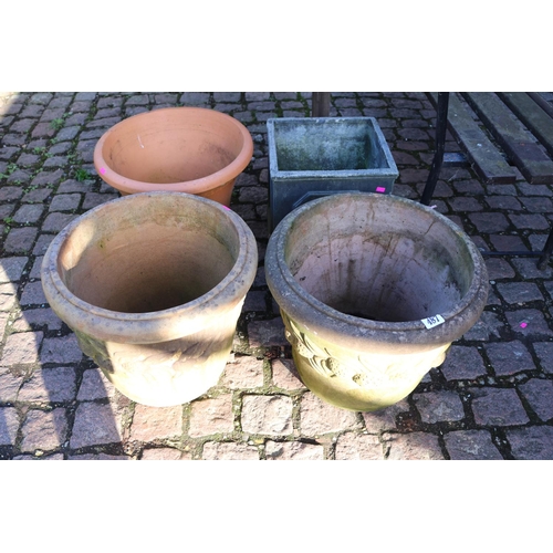 487 - Collection of assorted Terracotta and other Garden Pots