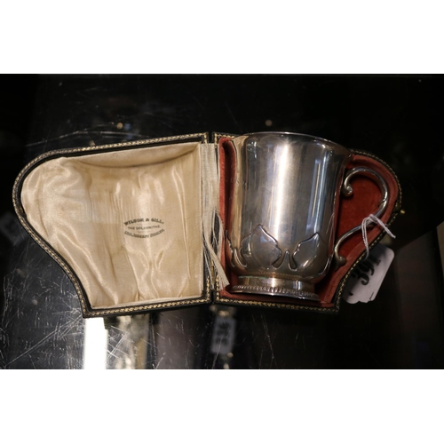 391 - Fine Wilson & Gill of Regent Street Heavy Gauge Silver cup Birmingham 1919 210g total weight in fitt... 