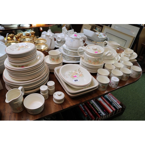 163 - Extensive Wedgwood Peach pattern dinner service