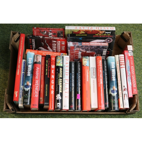 165 - Collection of Arsenal Football Club Hardback books to include David Platt, Arsene Wenger, George Gra... 