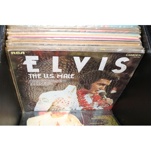 208 - Good Collection of Elvis Vinyl Records