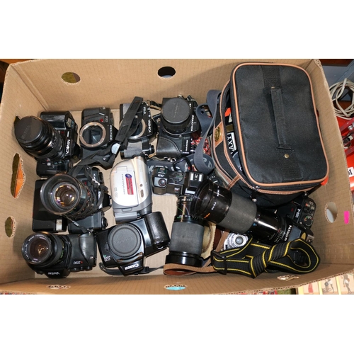 262 - Large collection of assorted Photographic items to include Yashica, Minolta, Sony etc