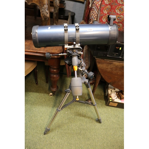 290 - Celestron Astromaster 130 on Tripod