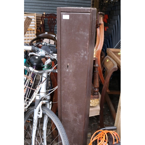 581 - Metal Gun Safe (No Keys)