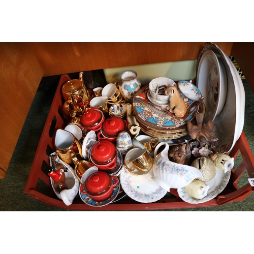 333 - Tray of assorted Ceramics to include Wedgwood etc