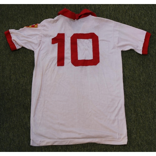 11 - EUSEBIO CIRCA 1968 MATCH WORN #10 BENFICA AWAY JERSEY

A Casa Desporto brand Sport Lisboa e Benfica ... 