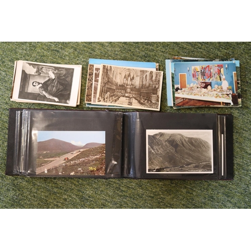 141 - Album of assorted Edwardian and later topographical postcards