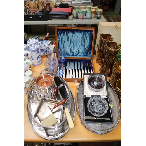 203 - Collection of assorted Silver plated tableware to include Bone handled brightly cut canteen of cutle... 