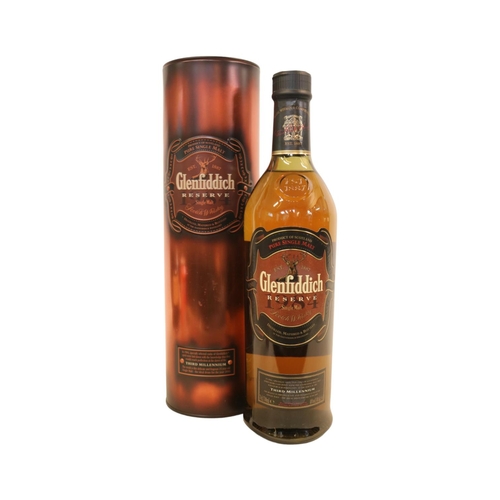 70 - 1980s Glenfiddich Reserve Single Malt Scotch Whisky 700ml with Cylindrical Tin