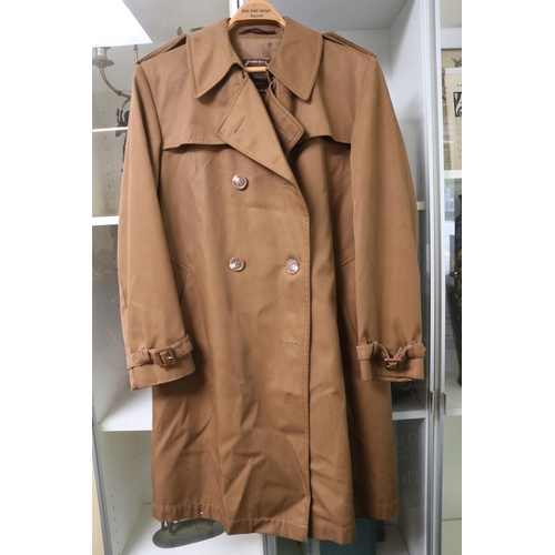 132 - Christian Dior Monsieur Brown Trench Coat Mac retailed by Stoffels Small to medium size