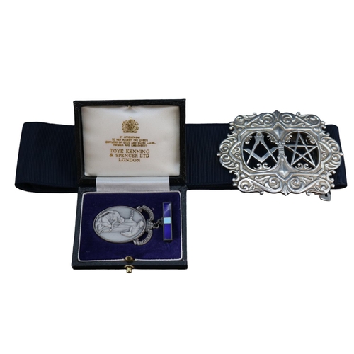 281 - Royal Masonic Hospital nurses belt buckle and nurses silver Jewel Badge with enamelled bar. Both mad... 