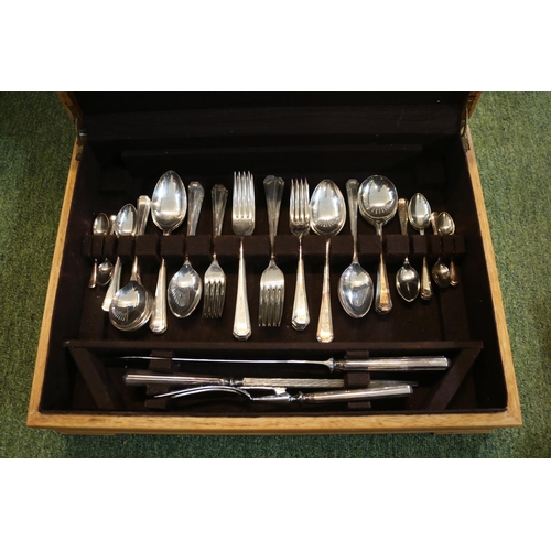 290 - Teak Cased Harrods Ltd of Knightsbridge Silver Plated Canteen of Cutlery