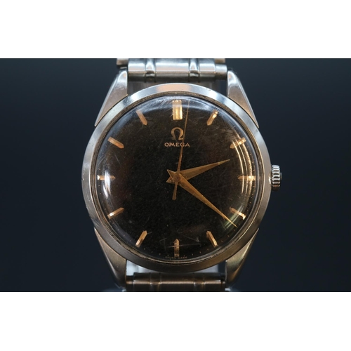 322 - Omega Seamaster 17 Jewel wristwatch with baton dial C.1956 reference 15198218 with mechanical winder... 