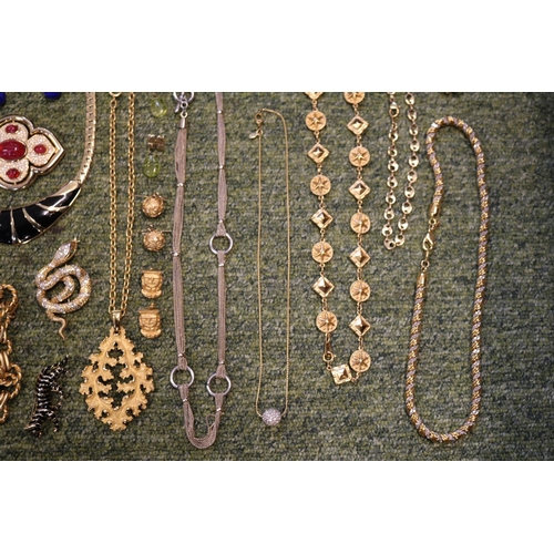 371 - Large collection of Designer Gilt Jewellery to include Monet Necklace, Trifari Necklace, Corocraft B... 