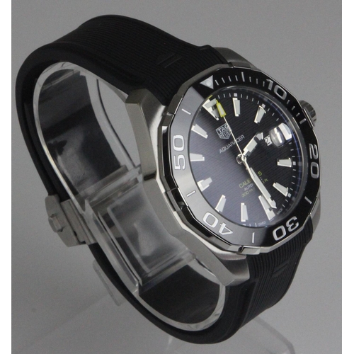 343 - Tag Heuer Aqua Racer Near Mint £2,150 Retail. Tag Heuer Aqua Racer in near mint condition. Model WAY... 