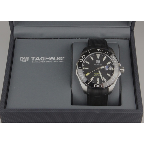 343 - Tag Heuer Aqua Racer Near Mint £2,150 Retail. Tag Heuer Aqua Racer in near mint condition. Model WAY... 