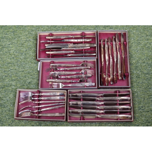 112 - Collection of Boxed Westminster Silver plated Flatware