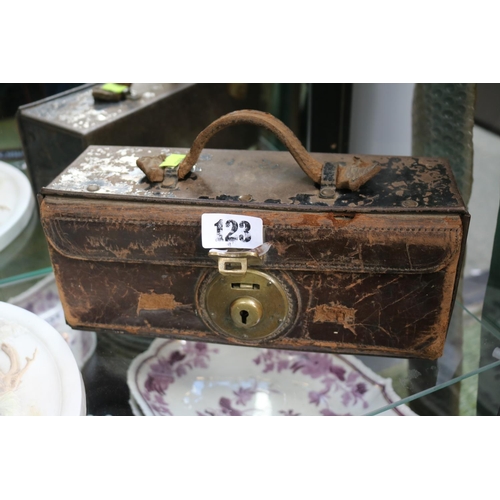 123 - Leather WW1 Dispatch riders case with brass fittings