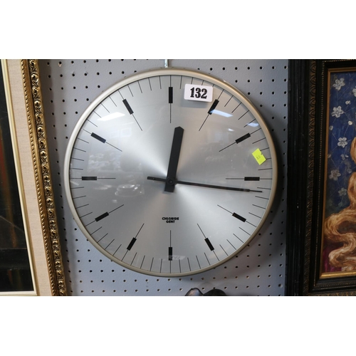 132 - •       Gents Chloride Gent made in Leicester Slave Clock Ex British Rail. Recovered from Sheaf Hous... 