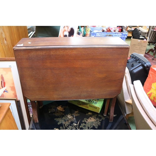 547 - Edwardian Gateleg table with pierced ends