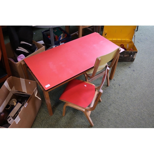 525 - Vintage Melamine child's Desk with 2 Bentwood chairs