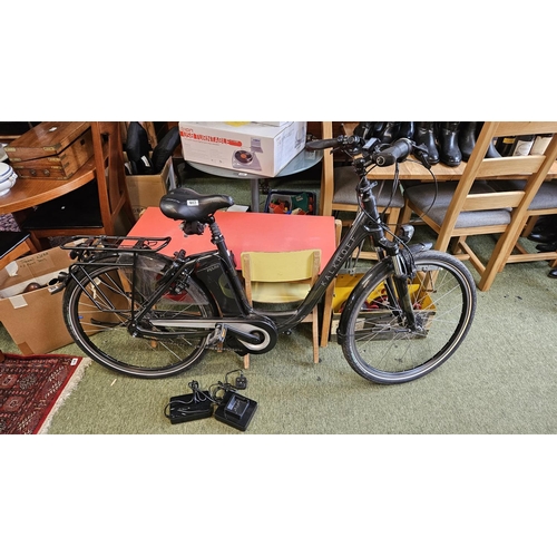 612 - Kalkhoff Tasman Impulse 8 HS 17Ah Step Thru ladies 45cm Electric cycle with Keys, charger and pamphl... 