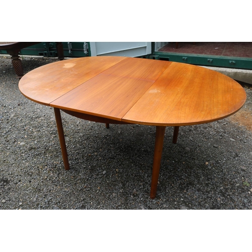 439 - Mid Century A.H. McIntosh & Co of Kirkcaldy Scotland Extending Dining table with 4 Space Saver chair... 