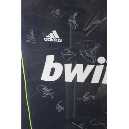 1 - Real Madrid 2010-11 Framed Shirt Signed by the Squad. Signatures on an ADIDAS Real Madrid 2010-11 fr... 