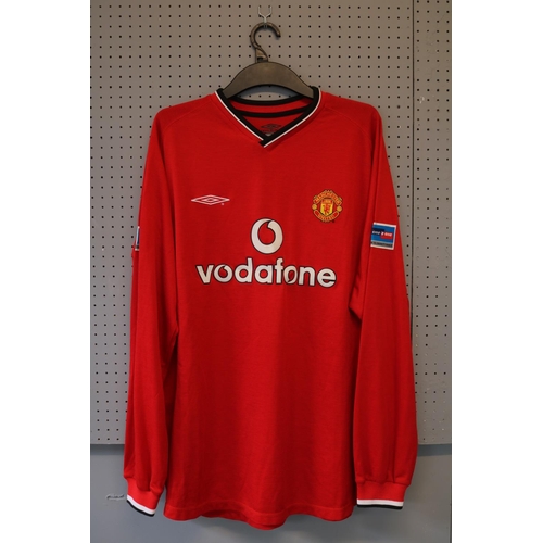 44 - DAVID BECKHAM 2000 AUGUST 13TH, FINAL CHARITY SHIELD MATCH WORN #7 MANCHESTER UNITED JERSEY
The 2000... 