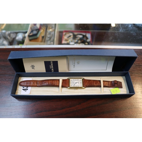 432 - Raymond Weil Gents Tank Style wristwatch with Leather strap boxed