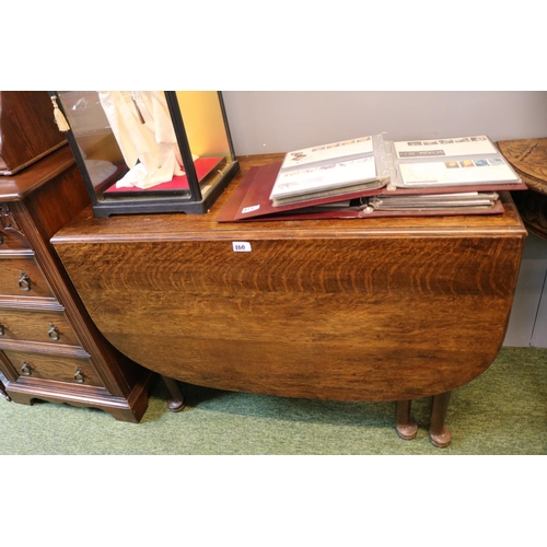 460 - Good quality Oak Gateleg table on long slender legs with pad feet