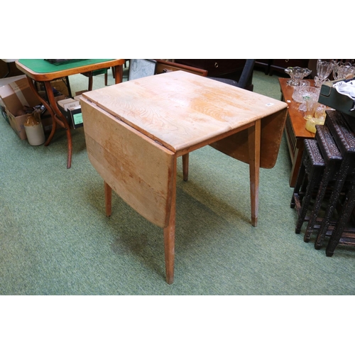 497 - 1960s Blonde Elm drop leaf table on tapering legs