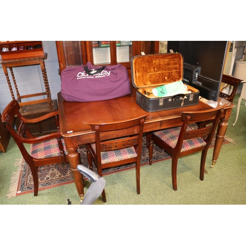 504 - Charles Barr Extending dining table and a set of 6 matching dining chairs with upholstered seats ove... 