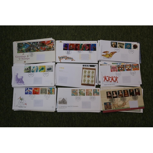 64 - Collection of assorted First Day Covers to include Royal