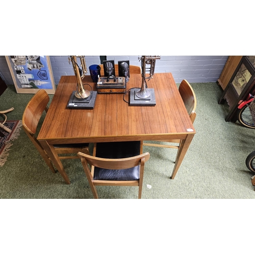 509 - Mid Century table and 4 chairs