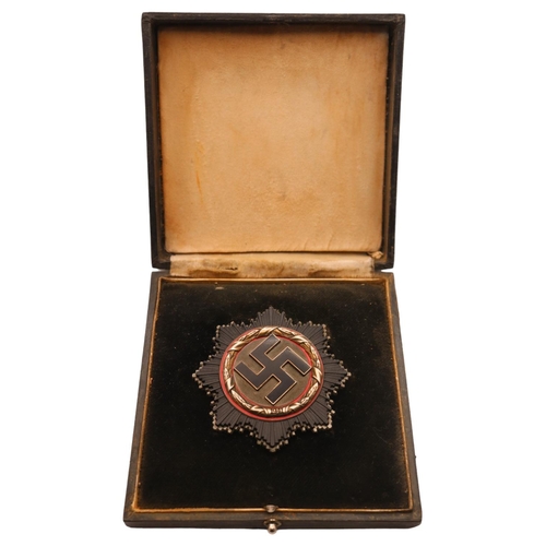 396 - Medal in box marked Karl Heinz Macher (Waffen SS) 1919 - 2001 German Cross, awarded on 7 August 1944... 