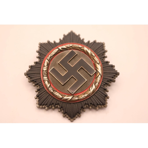 396 - Medal in box marked Karl Heinz Macher (Waffen SS) 1919 - 2001 German Cross, awarded on 7 August 1944... 