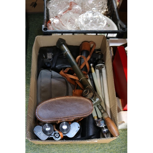 198 - COllection of assorted Cameras and Binoculars to include Telstar, Kershaw The Monarch etc