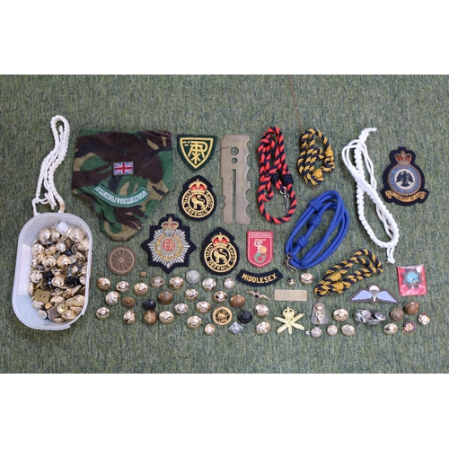 338 - Collection of assorted Military Badges and Buttons