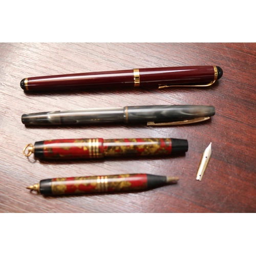 381 - Collection of assorted Vintage Fountain and other Pens