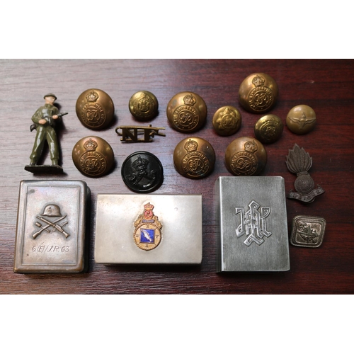 397 - 3 Military Matchbox covers and assorted Military Buttons inc. Parachute regiment