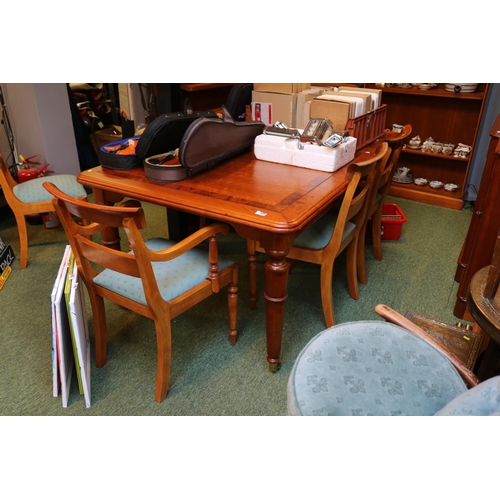 511 - Yew extending dining table and a set of 6 upholstered chairs