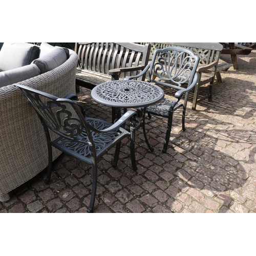 528 - Metal Garden table and 2 Armchairs