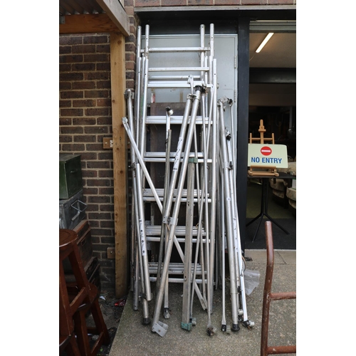 533 - Aluminium Work Tower with assorted fittings