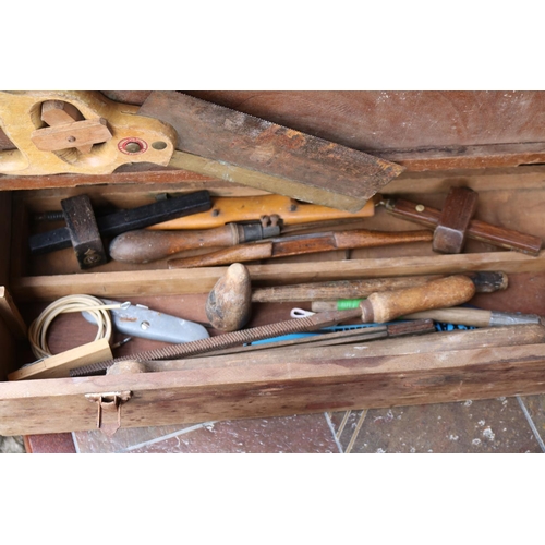 568 - Collection of assorted bygones and Tools