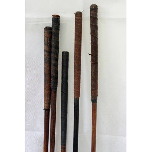 18 - Five Hickory Shafted Irons inc Craigie, Park, Anderson & Gibson. Craigie, Montrose mid iron shaft st... 