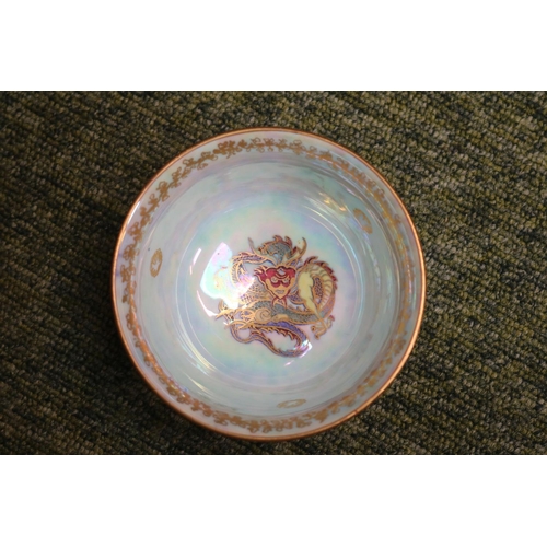 10 - Wedgwood dragon lustre bowl internally painted with three fruit and externally with twin dragons, pr... 