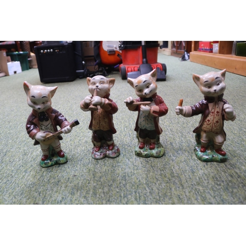 21 - Collection of 4 Staffordshire Cat Musicians. 20cm in Height